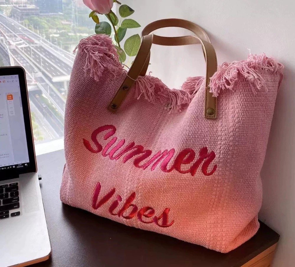 SAC DE PLAGE BOHO Avec pompons de roses TP11R