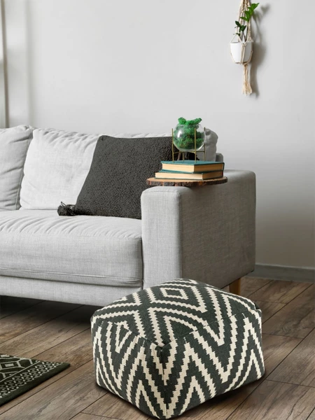 Pouf Cube Kilim Noir