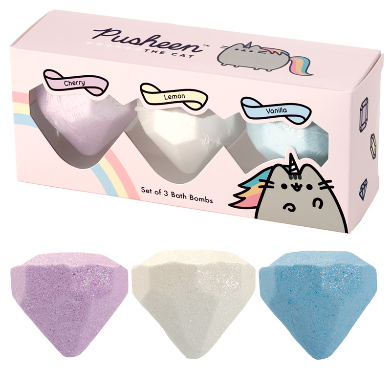 Set of 3 pusheen cat bath bombs