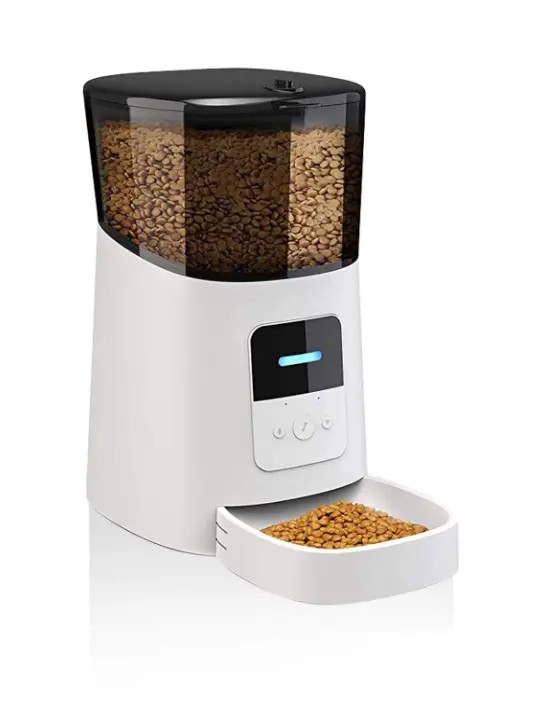 DISTRIBUTEUR AUTOMATIQUE CROQUETTES