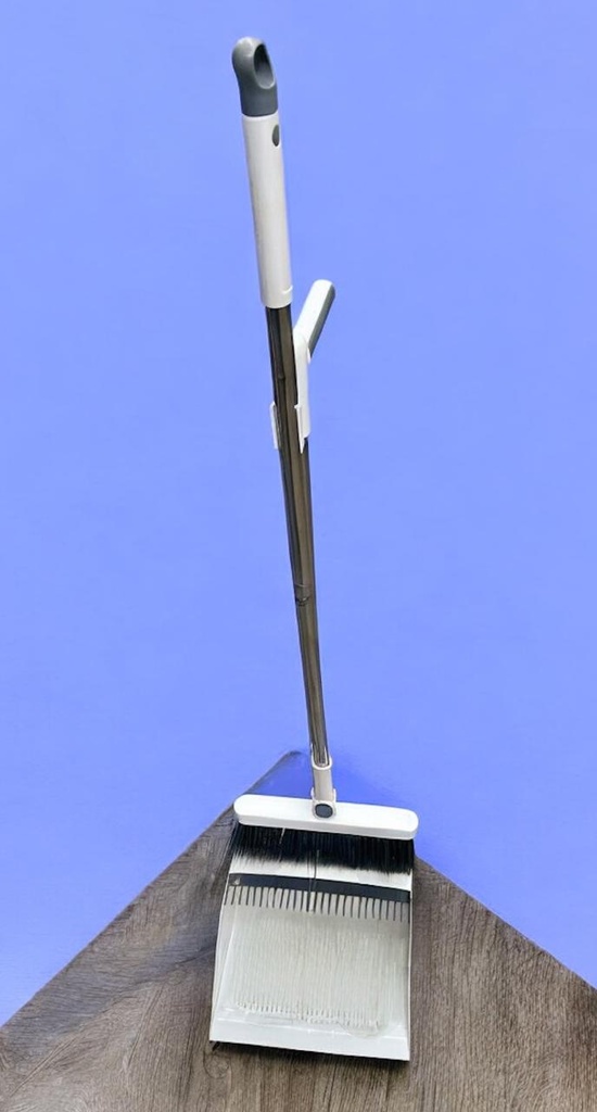 Broom and shovel set