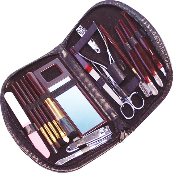 Coffret manucure Nagel Elina 18 pièces noir 26cm